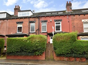 2 bedroom terraced house for sale in Ravenscar Terrace, Roundhay, Leeds, LS8