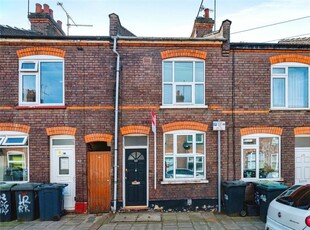2 bedroom terraced house for sale in Ridgway Road, Luton, Bedfordshire, LU2