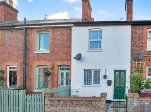 2 bedroom terraced house for sale in Swansea Road, Reading, RG1