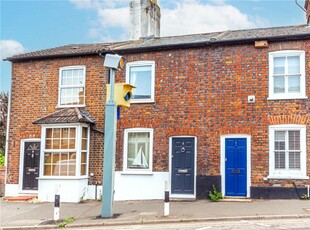 2 bedroom terraced house for sale in Watsons Walk, St. Albans, Hertfordshire, AL1