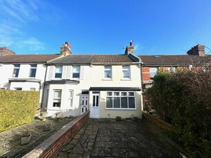 2 bedroom terraced house for sale in Willingdon Road, Eastbourne, BN21