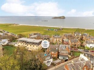 3 bed detached house for sale in North Berwick