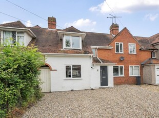 3 Bed House For Sale in South Reading / University Borders, Berkshire, RG2 - 5428699