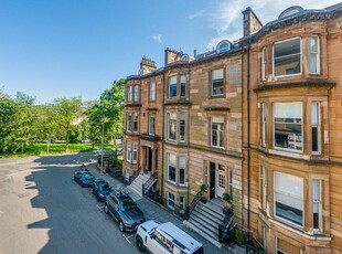 3 bedroom apartment for sale in Lynedoch Place, Park, Glasgow, G3