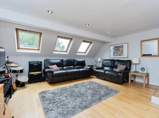 3 Bedroom Apartment For Sale In Stalybridge