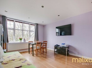 3 bedroom apartment for sale London, SW16 2NH
