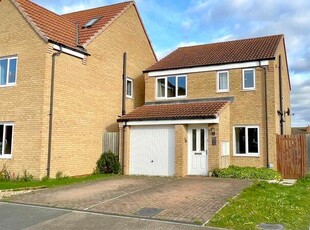 3 bedroom detached house for sale in Crucible Close, North Hykeham, Lincoln, LN6