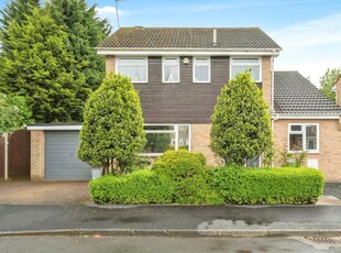 3 bedroom detached house for sale in Grampian Way, Thorne, Doncaster, DN8