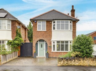 3 bedroom detached house for sale in Heckington Drive, Wollaton, Nottinghamshire, NG8 1LF, NG8