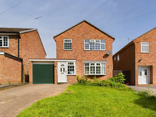 3 bedroom detached house for sale in Hollowood Avenue, Littleover, DE23