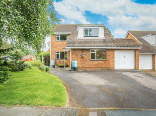 3 bedroom detached house for sale in The Paddocks, Normandy, Guildford, Surrey, GU3