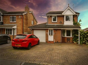 3 bedroom detached house for sale in Warning Tongue Lane, Bessacarr, Doncaster, South Yorkshire, DN4