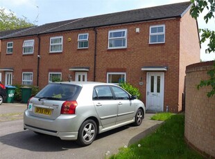 3 bedroom end of terrace house for rent in Cherry Tree Drive, Canley, Coventry, CV4