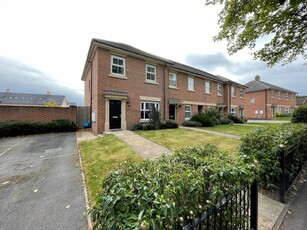 3 bedroom end of terrace house for rent in Claro Road, Harrogate, HG1