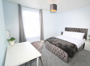 3 bedroom end of terrace house for rent in , Gillingham, Kent, ME7