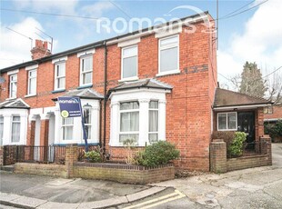 3 bedroom end of terrace house for sale in Addison Road, Reading, Berkshire, RG1