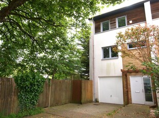 3 bedroom end of terrace house for sale in Broomhill Way, Poole, Dorset, BH15