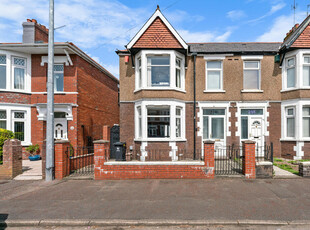 3 bedroom end of terrace house for sale in Lansdowne Road, Canton, CF5