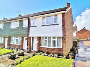 3 bedroom end of terrace house for sale in Pilgrims Close, Worthing, West Sussex, BN14