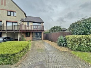 3 Bedroom End Of Terrace House For Sale In Port Solent