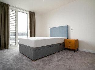 3 bedroom flat for rent in The Kell, Gillingham Gate Road, Gillingham, ME4 4SN, ME4