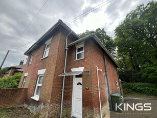 3 bedroom semi-detached house for rent in Burgess Road, Southampton, SO16