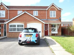 3 bedroom semi-detached house for rent in Templewaters, Kingswood, Hull, East Riding of Yorkshire, UK, HU7