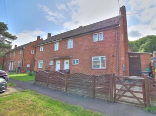3 bedroom semi-detached house for sale in Anson Walk, Reading, RG2