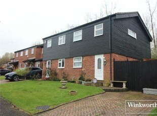 3 Bedroom Semi-detached House For Sale In Borehamwood, Hertfordshire