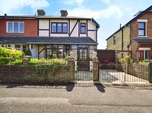 3 bedroom semi-detached house for sale in Curzon Road, Maidstone, Kent, ME14