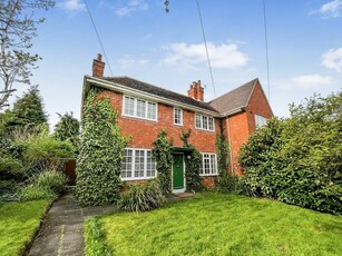 3 bedroom semi-detached house for sale in Hay Green Lane, Bournville, Birmingham, B30 1RG, B30