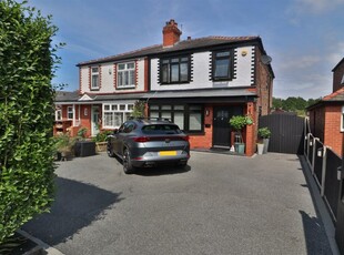 3 bedroom semi-detached house for sale in Knutsford Road, Grappenhall, Warrington, WA4