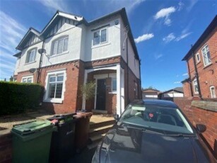 3 bedroom semi-detached house for sale in Oulton Lane, Rothwell, Leeds, LS26