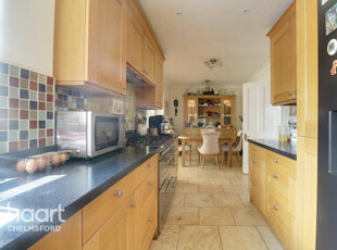3 bedroom semi-detached house for sale in Robjohns Road, Chelmsford, CM1