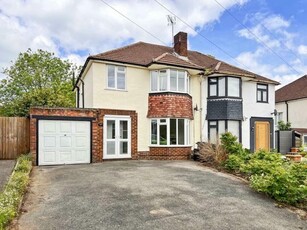 3 bedroom semi-detached house for sale Woodley, RG6 7LL