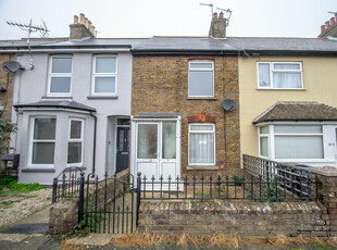 3 bedroom terraced house for rent in Deal, CT14