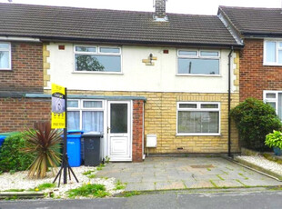 3 bedroom terraced house for rent in Downham Avenue, Culcheth, Warrington, Cheshire, WA3