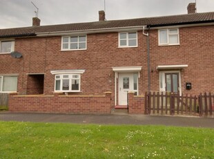 3 bedroom terraced house for rent in Ecclesfield Avenue, Hull, East Yorkshire, HU9