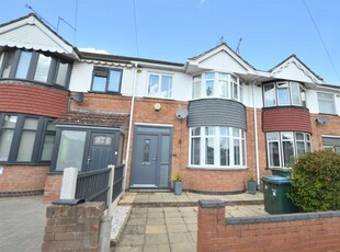 3 bedroom terraced house for rent in Foxford Crescent, Aldermans Green, Coventry, CV2