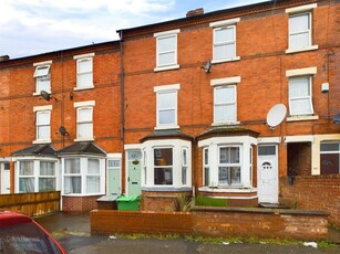 3 bedroom terraced house for sale in Burford Road, Forest Fields, Nottingham, NG7