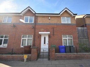 3 bedroom terraced house for sale in Chorlton Road, Hulme, Manchester. M15 4AU, M15