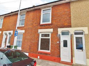 3 bedroom terraced house for sale in Emsworth Road, North End, PO2