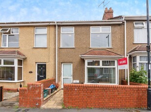 3 bedroom terraced house for sale in Featherstone Road, Bristol, BS16