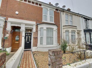 3 bedroom terraced house for sale in Francis Avenue, Southsea, PO4