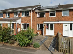 3 bedroom terraced house for sale in Glenwoods, Newport Pagnell, MK16