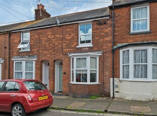 3 bedroom terraced house for sale in Lancaster Road, Canterbury, CT1