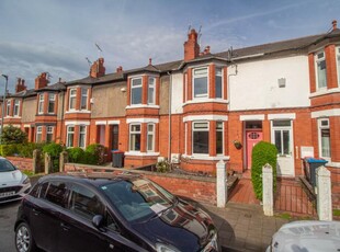 3 bedroom terraced house for sale in Lime Grove, Hoole, Chester, CH2