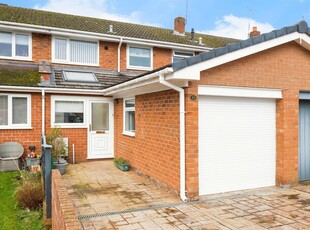 3 bedroom terraced house for sale in Overwood Lane, Chester, CH1