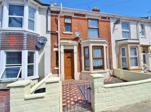 3 bedroom terraced house for sale in Powerscourt Road, North End, PO2