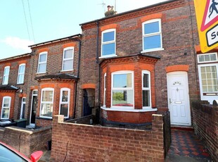 3 bedroom terraced house for sale in Tennyson Road, South Luton, Luton, Bedfordshire, LU1 3RS, LU1